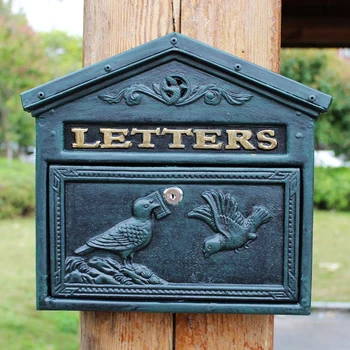 Железный настенный почтовый ящик в форме дома в стиле ретро, Античный Золотисто-зеленый С Тисненым Голубем И ключами, футляр для писем с подсветкой в сельской местности.