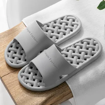 Мужские тапочки нового стиля, пара летних сандалий и тапочек, нескользящие протекающие сандалии для домашней ванной, Материал ПВХ, удобные